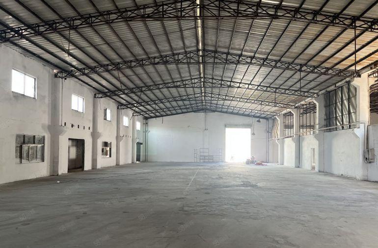 桥头新出原房东小独院靠山边。可做小污染适合设备冲压塑胶等行业