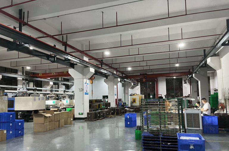 10元东坑原房东独院1000平米带航车精装修无尘车间厂房出租