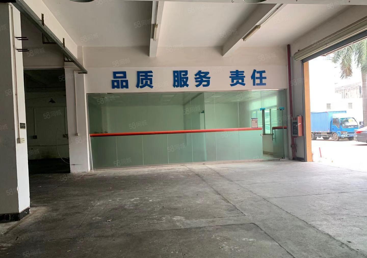 东坑一楼750平方，水电齐全带装修高度5.5米，形象好空地大