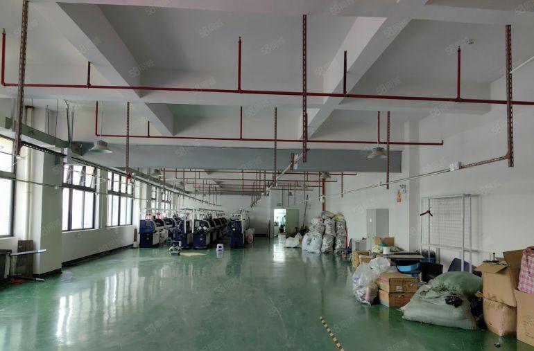 东坑镇东坑路口工业园分租楼上精装修带办公室厂房出租1000平