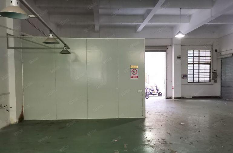 东坑新空出一楼面积500平方米.现成装修，水电齐全.价格实惠