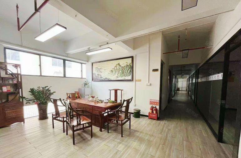 10元东坑原房东独院1000平米带航车精装修无尘车间厂房出租