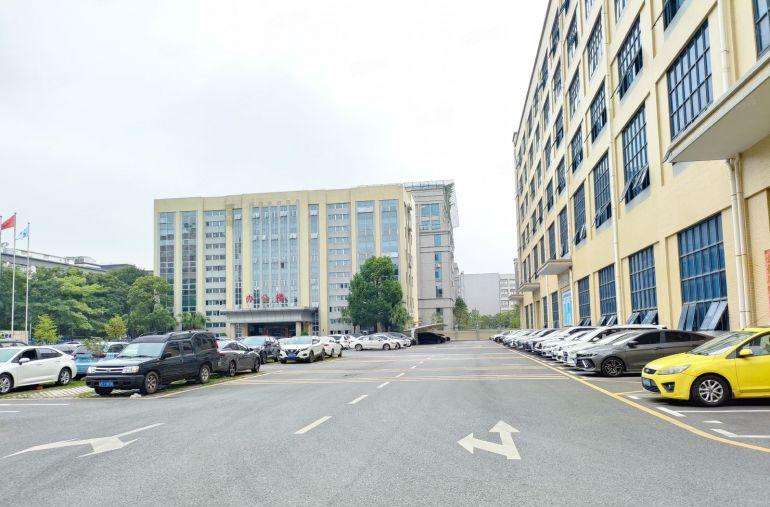 东坑镇工业区原房东标准厂房10块出租带2部5吨货梯低价出租