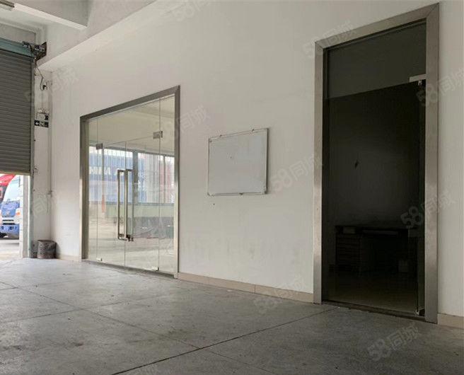 东坑中心路 一楼 200平米 无公摊 月租2000元