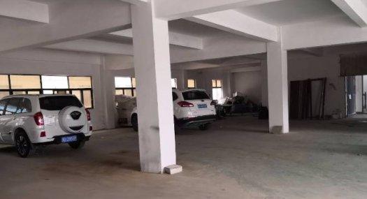 凤岗雁田一楼厂房出租680平 靠近路边 人气旺好招工