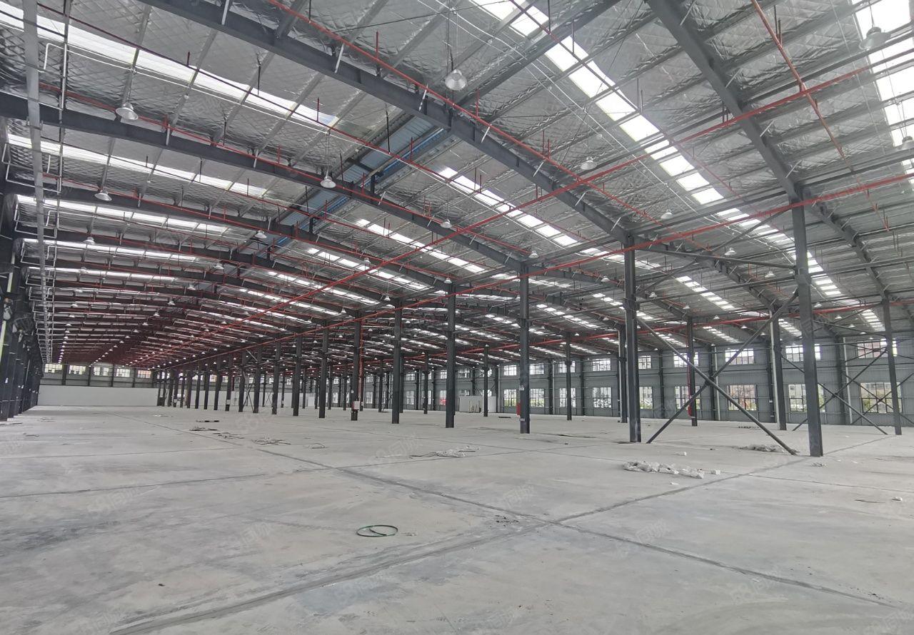 高速出口原房东AB2栋滴水10米，钢构19200平米可分租