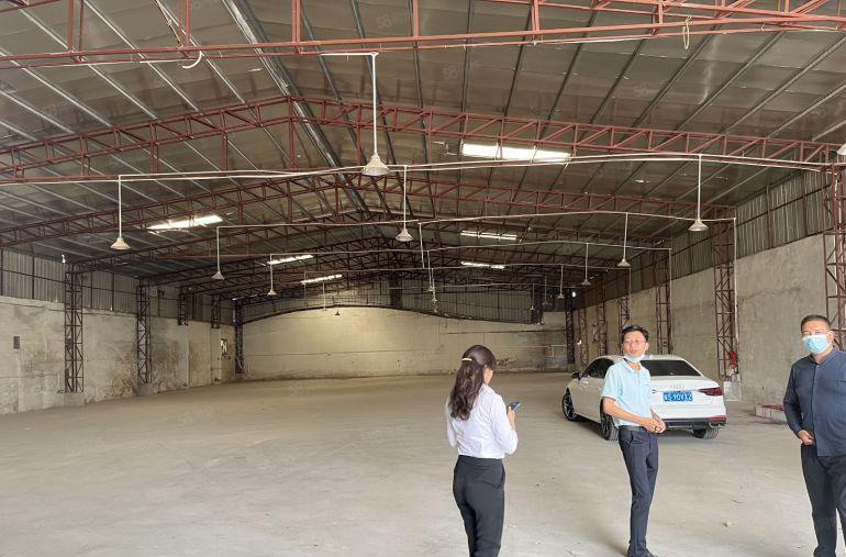 道滘新出小独院厂房出租。适合钣金五金冲压模具机械设备仓库等行