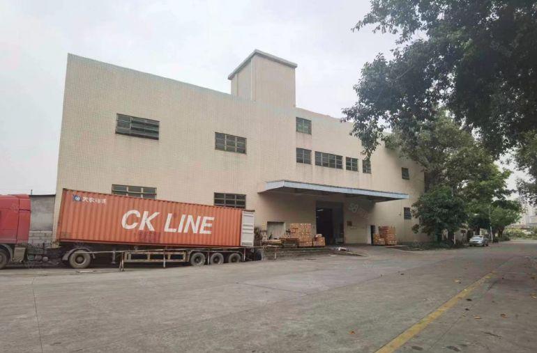 道滘原房东独门独院42000平方，证件齐全，花园厂房