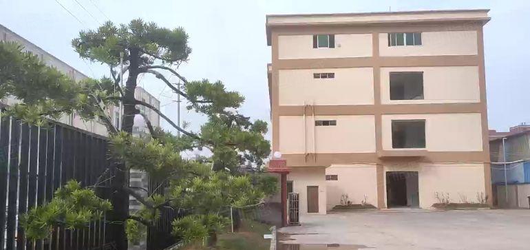 茶山镇新出原房东独院厂房招租现成水电办公室300起分低价出租