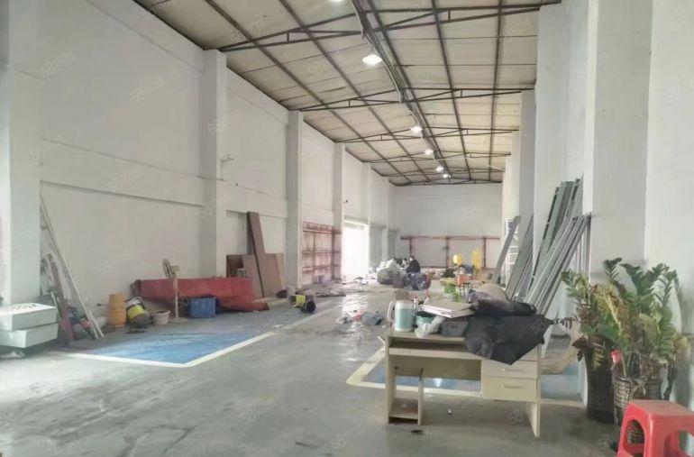 茶山新出400平方厂房，现成水电，价格便宜