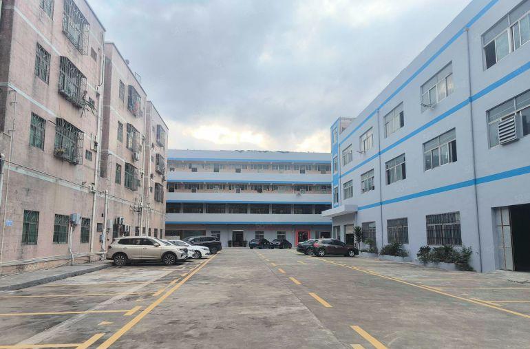 茶山原房东独院带装修办公室5000平厂房仓库出租，水电齐全。