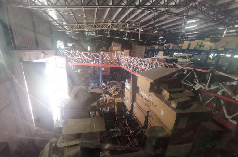 寮步向西工业区原房东独栋单一层800方厂房出租滴水8米有装修