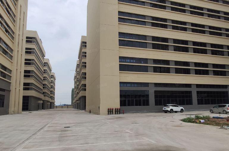 10元低价出租500平标准厂房