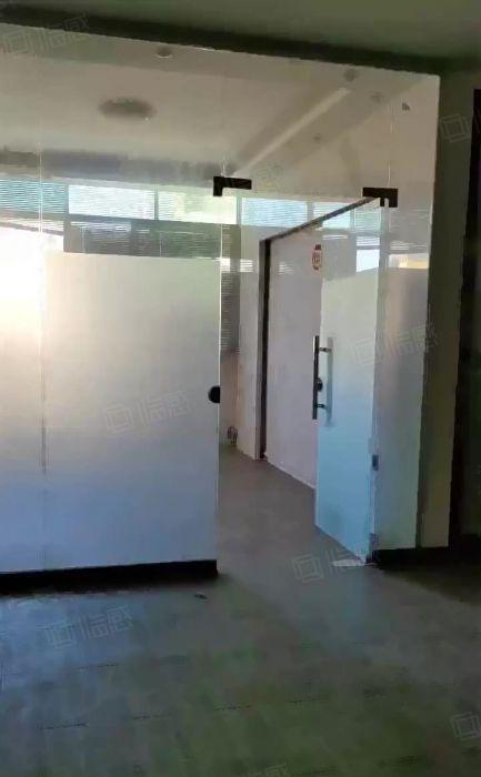 茶山卢屋厂房出租带装修办公室水电大电梯楼上500平2000平