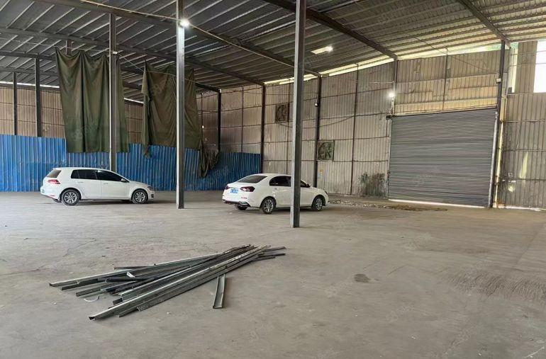 原房东大马路边上独栋铁皮房出租价格13还可谈，高度7米