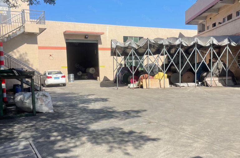 茶山独院厂房出租2500平米1000平方米空地适合家居五金