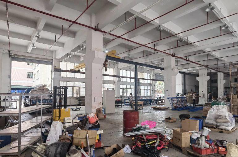 石排原房东独院厂房出租一楼8米带牛角，适合注塑模具cnc等