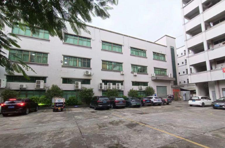 石排靠近企石东部快速原房东红本双证标准三层厂房直租现成航车