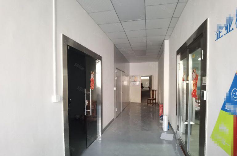 形象超好！石排田寮楼上精装修1100平厂房仓库低价出租水电全