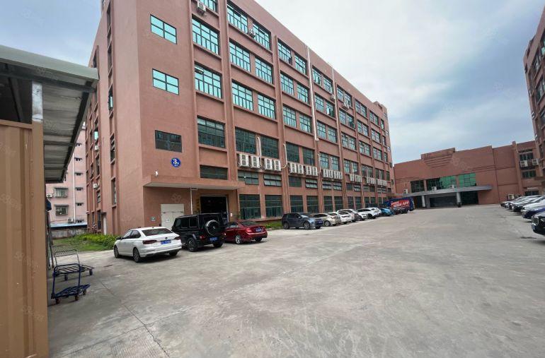 石排新出原房东一二楼各1520平米平米，可分层租！