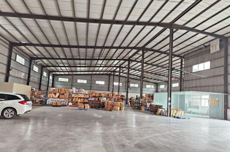 石排镇原房东钢构独院滴水9米水电过户工业用地可架行车