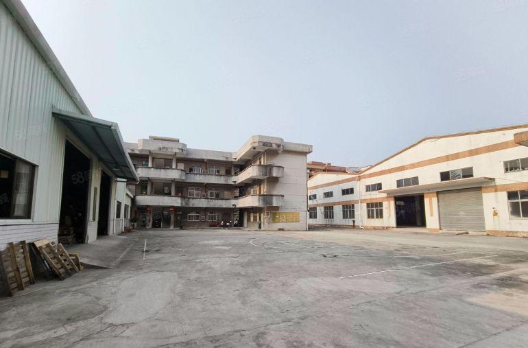 中堂单一层独院砖墙到顶2300平厂房出租，可进13米货车