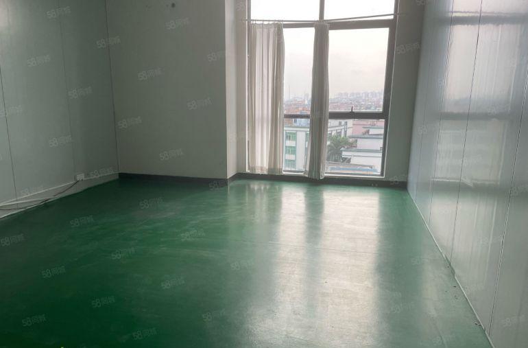 中堂1500平特价10元出租，现成水电办公室。