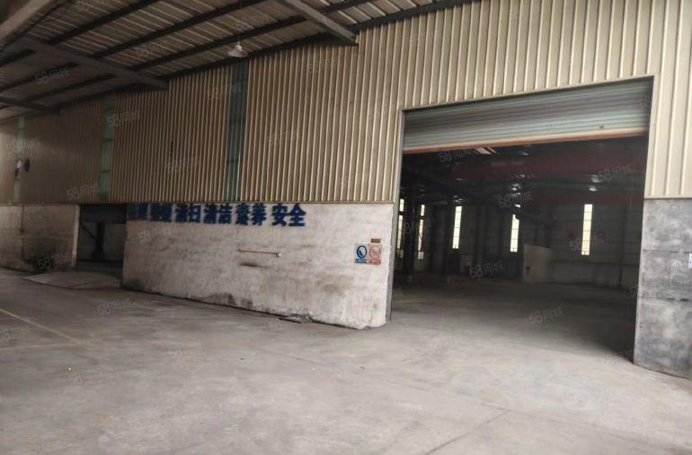 1800平方原房东独门独院带三台10吨航车厂房出租