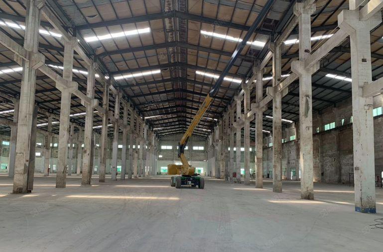 水乡片区滴水15米高单一层出租 带一万五空地