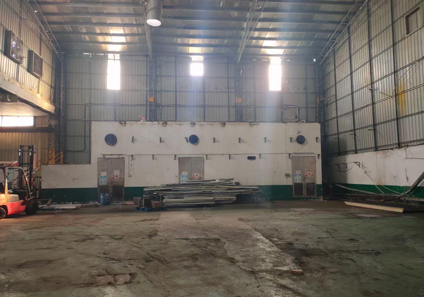 中堂超大用电独院厂房滴水10米高带航吊招租。