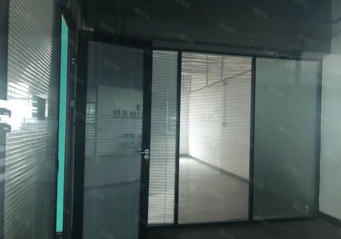 厂房位于成熟工业区附近无居民，证件齐全可办理环评，