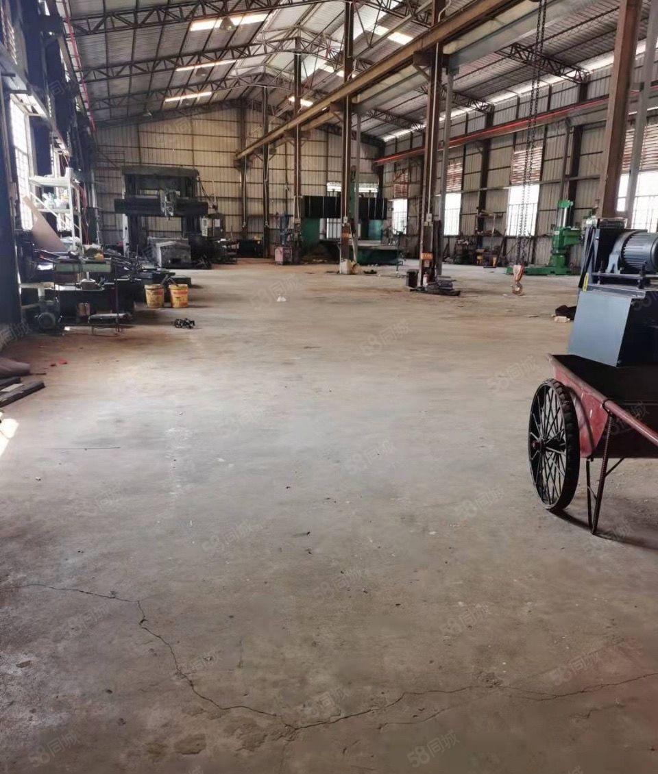 高埗镇新出独院钢构厂房出租带行车，适合各种仓库客户