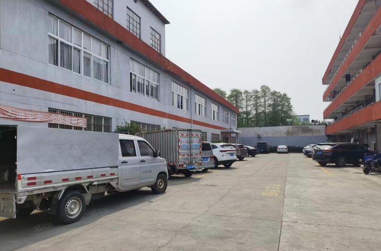 高埗带装修一楼2350平价格低交通便利