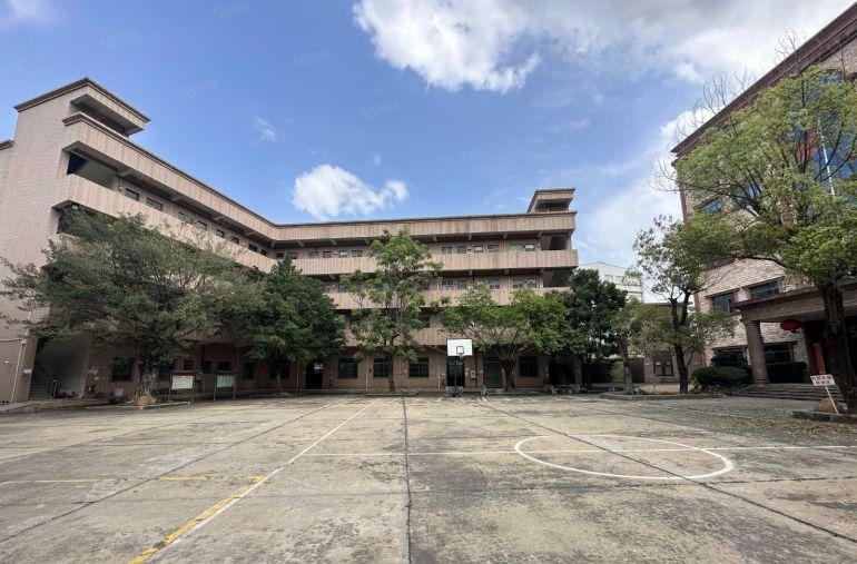 现成无尘车间原房东独院实际面积花园式厂房配套齐全随时可谈可定