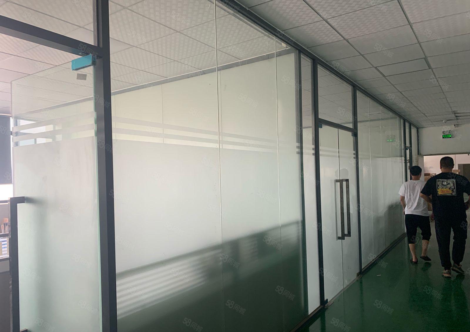 企石东山楼上精装修厂房1380平米带无尘车间