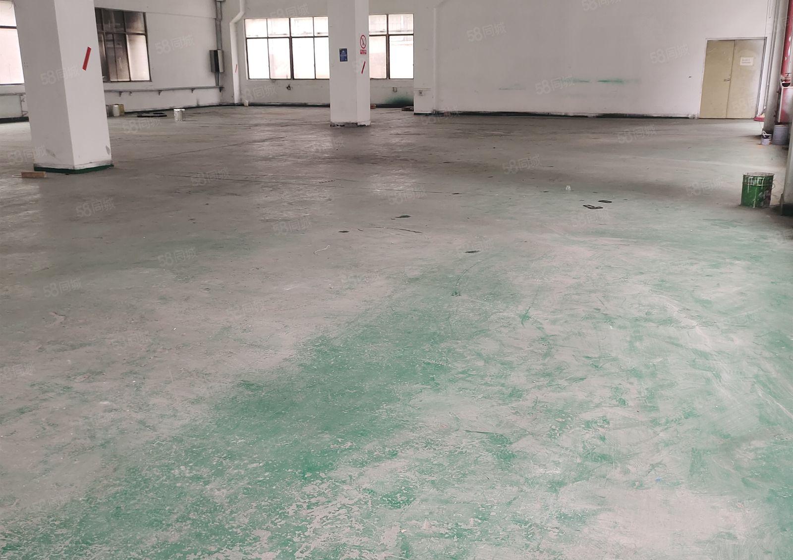 东莞市企石镇中心830平米6米高带牛角一楼厂房出租，有办公室