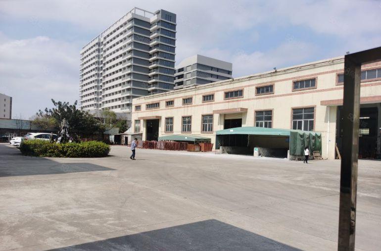 企石镇独院钢构单一层10米6000平方超大空地带航车厂房出租