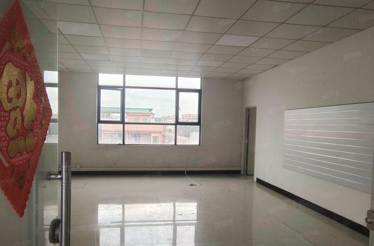 带现成办公室水电装修小面积厂房出租