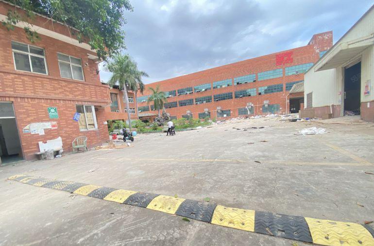 企石原房东独院厂房出租 适合电子五金注塑等机械加工