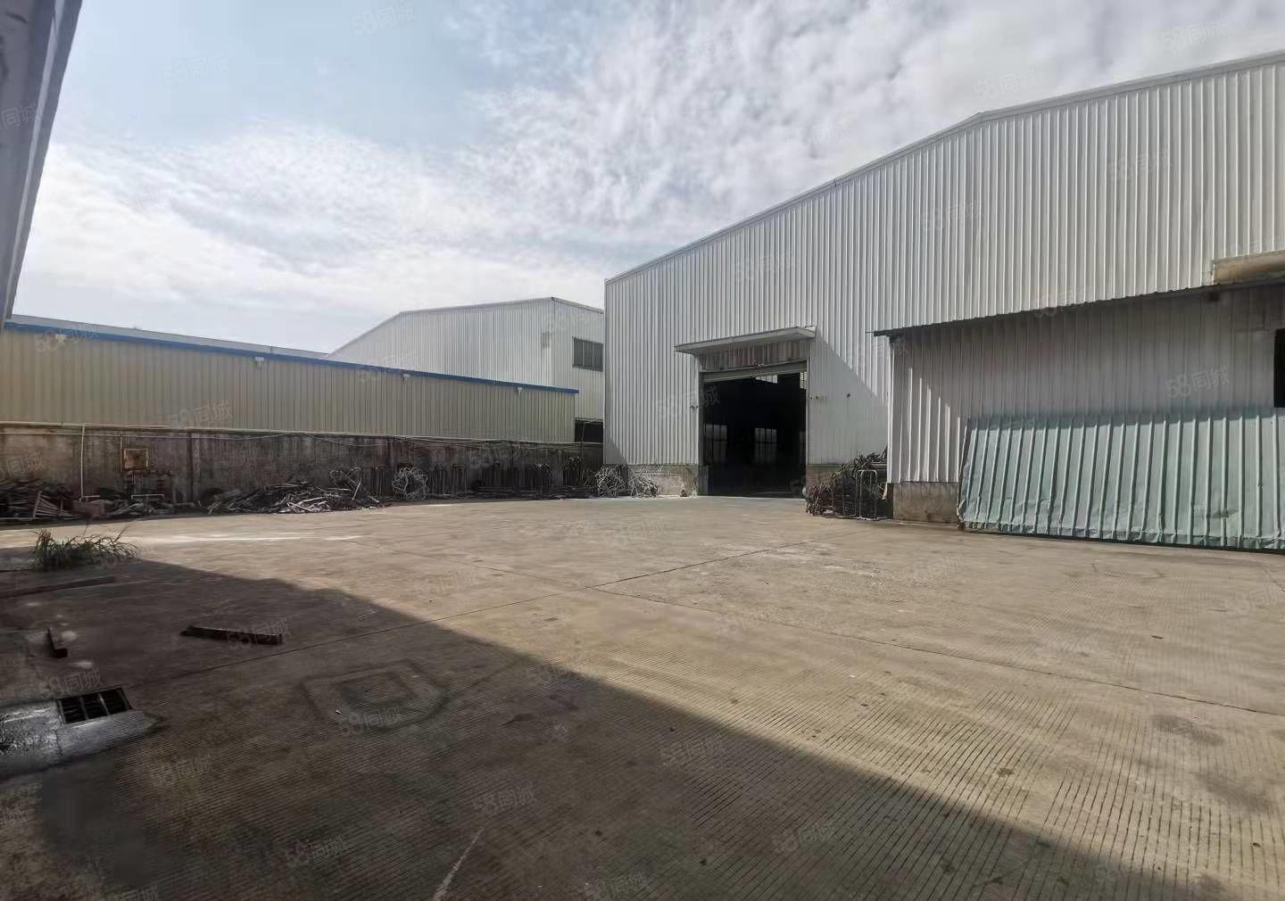 企石镇东山村永发工业区新出钢构2500平方空地大牛角位有6米