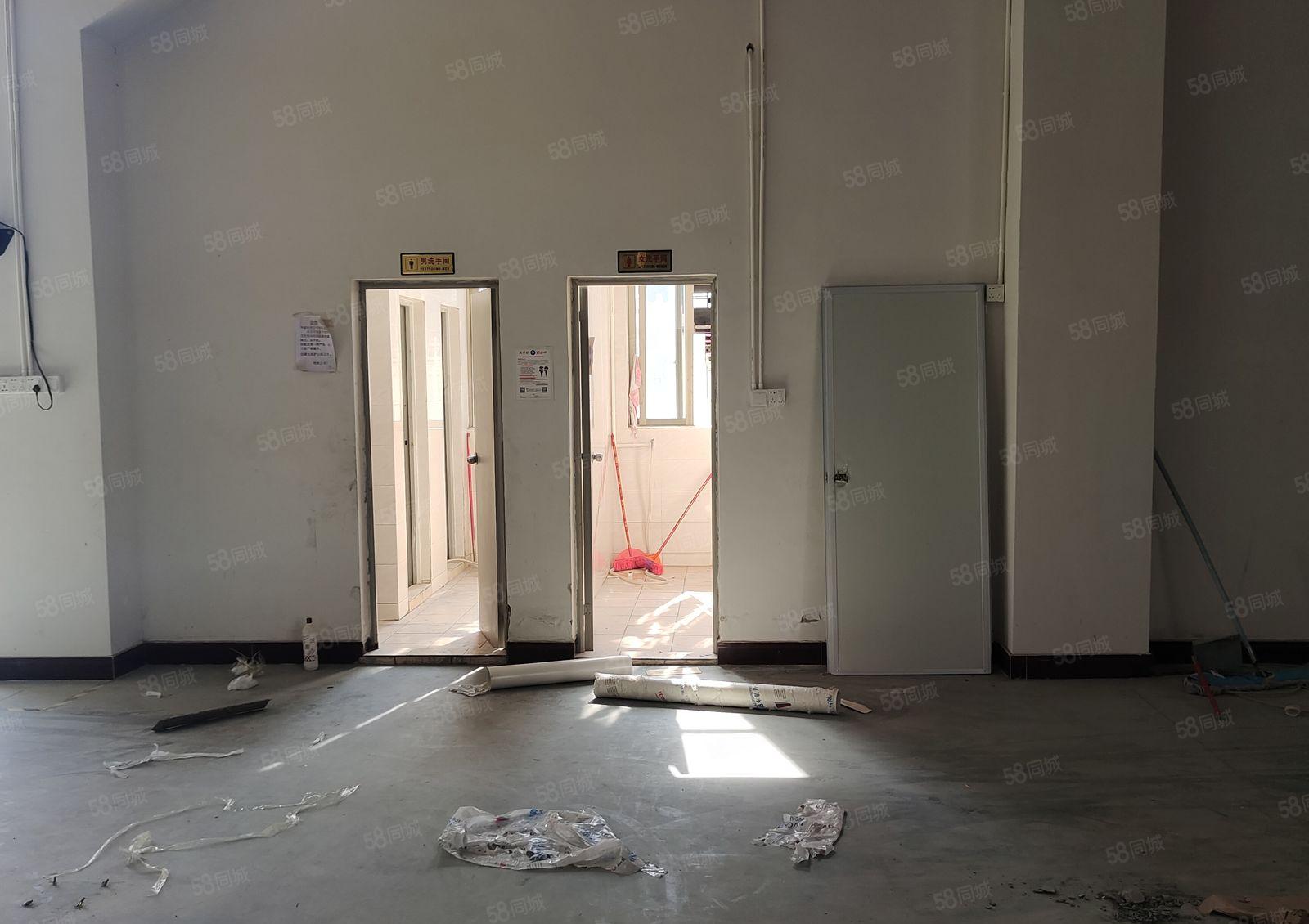 东莞企石镇原房东一楼4000平米厂房出租，6.5米高带牛角