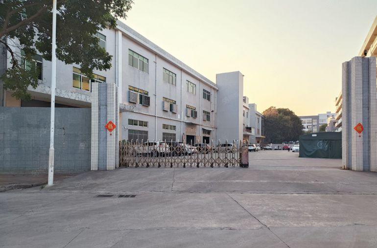 企石镇原房东标准独院带红本楼层低一楼6.5米空地大快速路旁