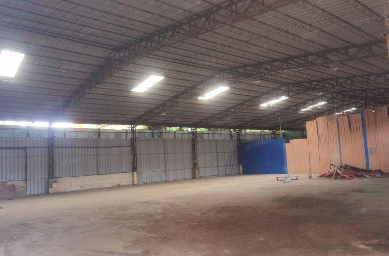 行车10吨和5吨，滴水10米，厂房800和1800平方可污染