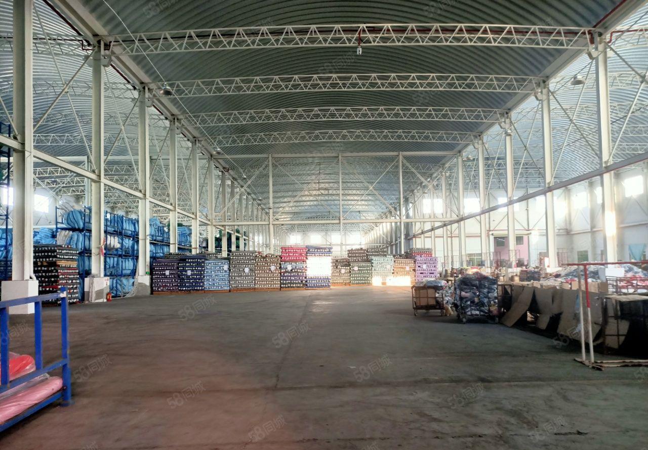 特价出租滴水13米高钢构厂房60000平带卸货平台 空地大