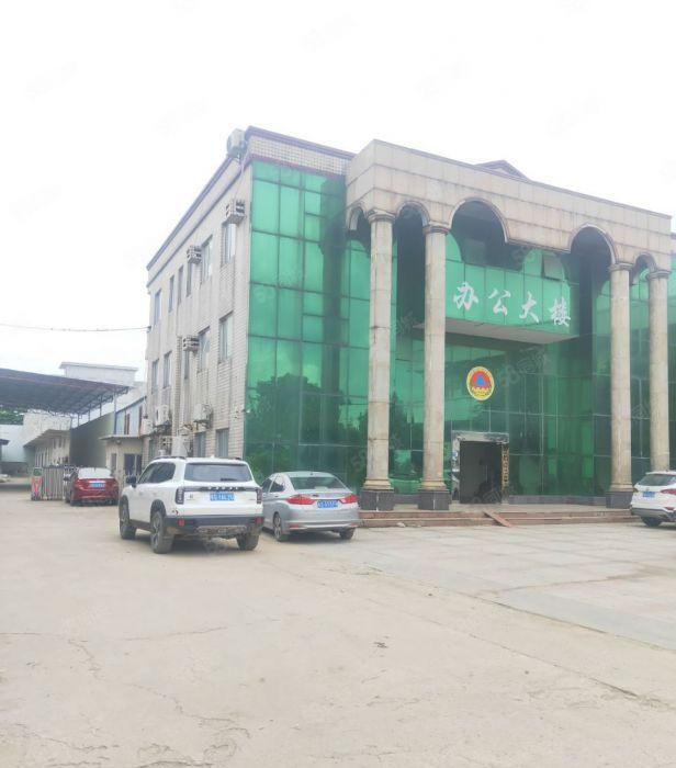 洪梅便宜厂房出租，滴水8至10米，只要13块