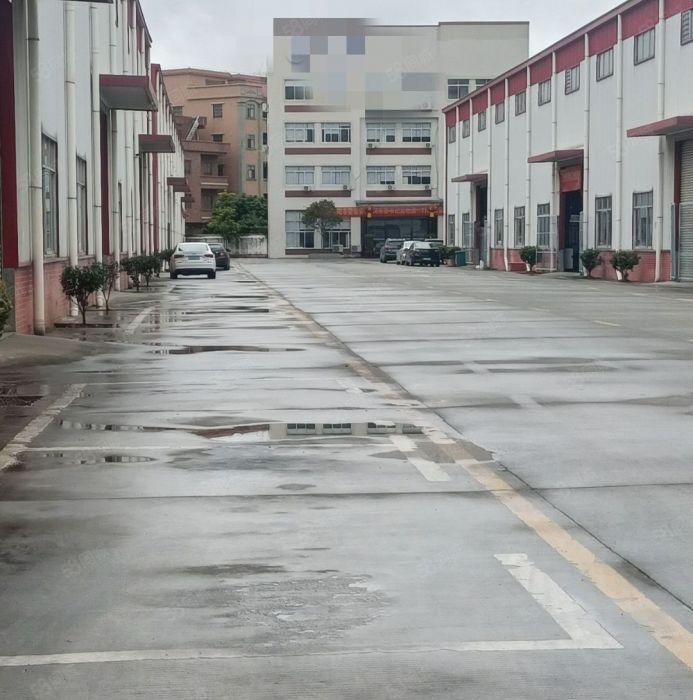 原房东钢结构厂房仓库直租 带卸货平台 ，水电办公室现成可分租