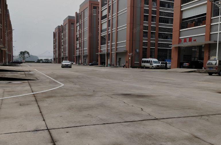 洪梅工业园区独栋厂房3600平方出租，可以按层分租，实际面积