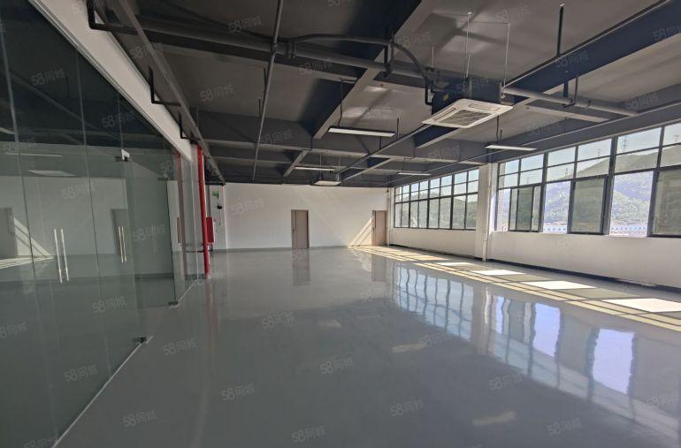 楼上8元可谈谢岗镇原房东全新标准厂房精装修出租客货梯齐全