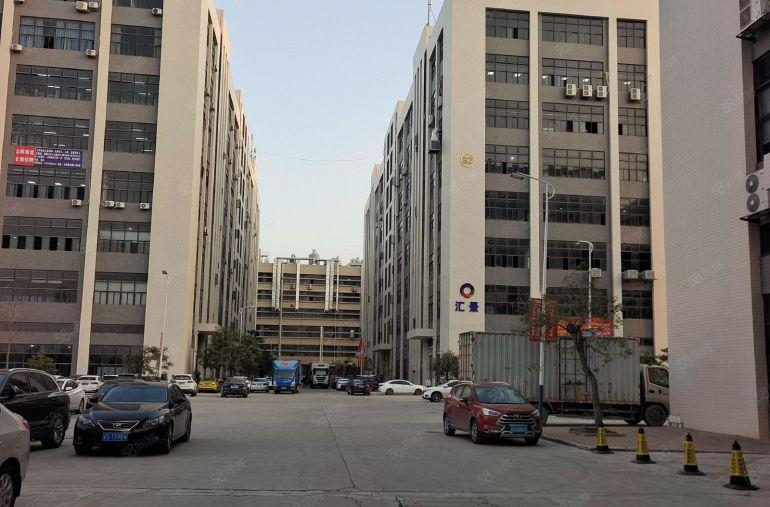 谢岗镇原房东标准厂房楼上1900平方8元实际面积出租！