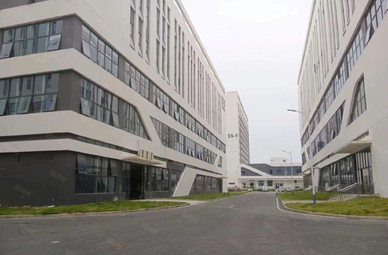 低价深圳临近东莞原房东厂房6000平500起分，现成办公室